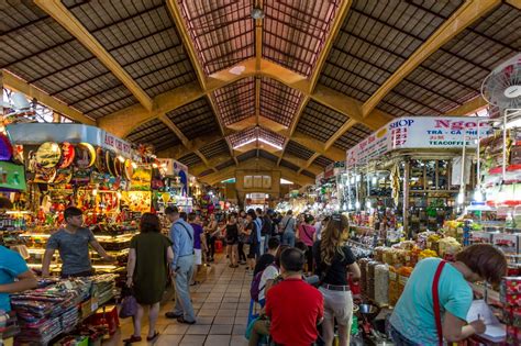 Your Comprehensive Walk-through of Ben Thanh Market - Vietnam Visa On ...