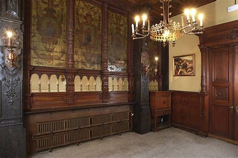 Old World Gothic And Victorian Interior Design Gothic Interior