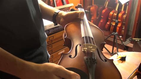 Difference Between A Violin And A Small Viola Youtube