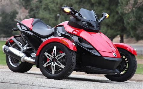 This would be cool to cruise around in on a nice day, but since it is considered a motorcycle you do have to wear a helmet when polaris slingshit polaris slingshot video review polaris slingshot sl video review mpg walkaround start up refuel can am. Good Motorcycle: Acabion Da Vinci Acabion Da Vinci 650
