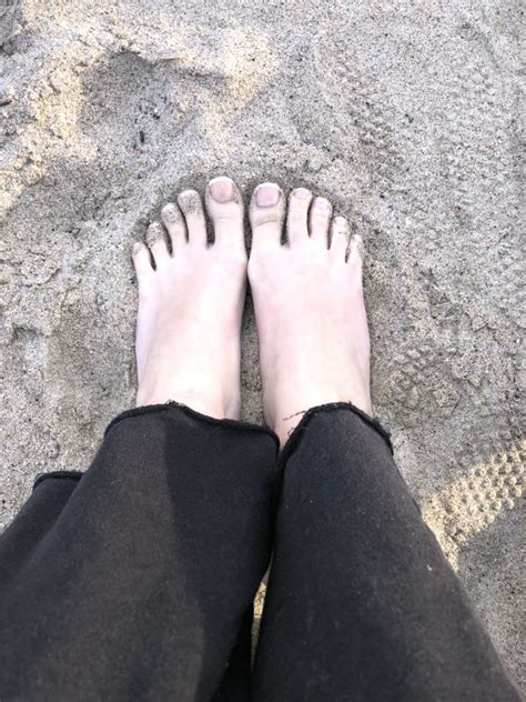 Gia Derzas Feet