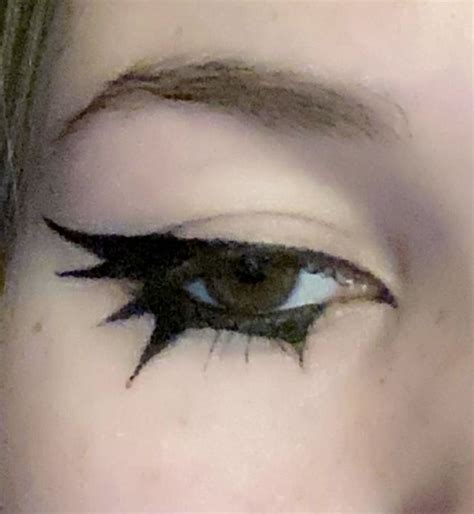 Eyeliner Inspo In 2021 Emo Makeup No Eyeliner Makeup Makeup Eyeliner