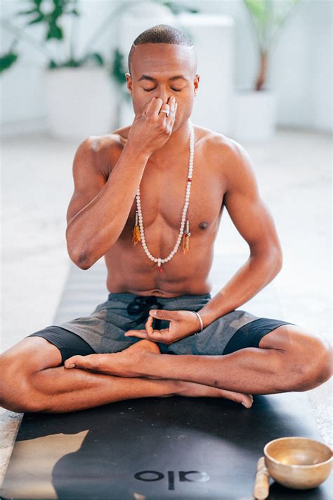 What Is Pranayama Types Of Yogic Breathing Alo Moves