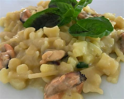 Check spelling or type a new query. Pasta Patate e Cozze: la Ricetta in cui Terra e Mare si ...