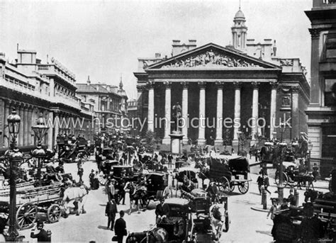 Street Scenes Great Britain England London Central London The