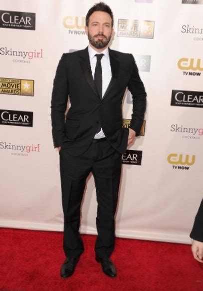 Ben affleck height 1.89 m or affleck's height is 6'2. Ben Affleck weight, height and age. We know it all!