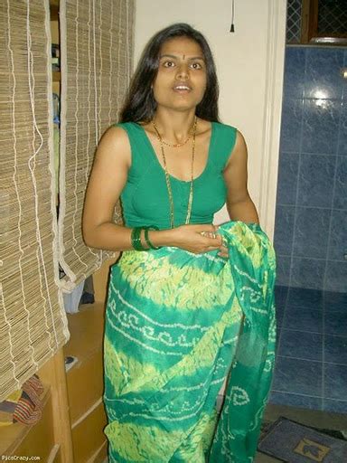 tamil aunties hot hot and exposing bikini photos xxx hot photos