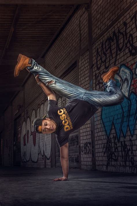 Pin By Viktoria Jechsmayr On Breakdancestreetdanceurban Dancehip Hop