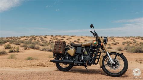 It will not be exaggeration to say that the word 'thumper' got instantly popular among the masses due to advent of royal enfield classic 350. Royal Enfield Classic 350 Signals Wallpapers - Wallpaper Cave