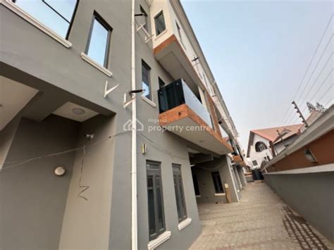 For Rent Bedroom Duplex Off International Airport Road Ajao Estate