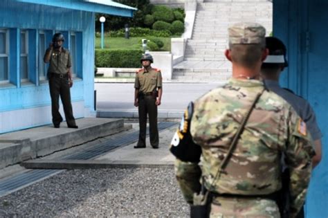 North Korean Soldier Defected Through The Dmz Gets Shot While Trying To Escape Koreaboo