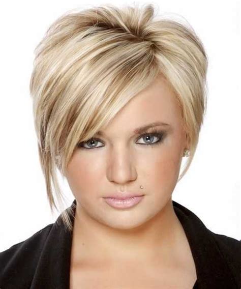 Smokey eyes with a pink tint. Best Short Hairstyles for Round Faces 2015 | Short ...