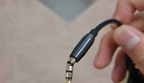 What could I do to repair this bent headphone jack? : r/headphones