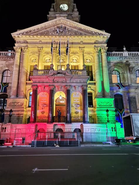 Cape Town City Hall Lights Up As Its All Systems Go For 2022 Sona