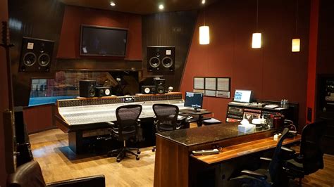 Music Studio Inspiration - 20 Beautiful Top Recording Studios Around The World - Cinesamples ...