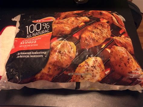 Buffalo Chicken Wings! - Caveman Keto