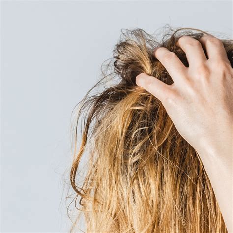 How To Stop Greasy Hair With Oily Hair Home Remedies