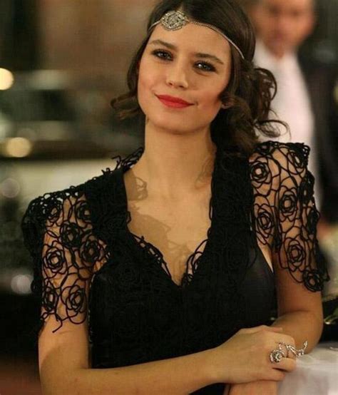 Farah Zeynep Abdullah Ba Rolde Oldu U Bihter Filminden Yeni Kareler