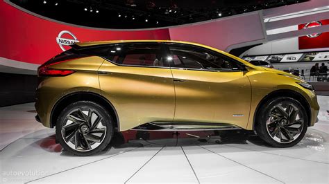 2013 Naias Nissan Resonance Crossover Concept Live Photos