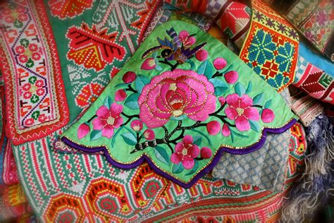 hmong-textile-designs-recherche-google-hmong-textiles