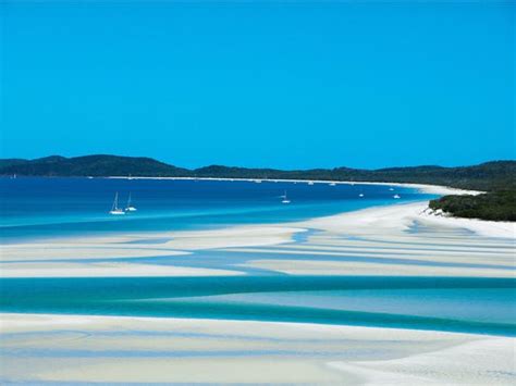 What Is The Difference Between North Whitehaven Beach And South