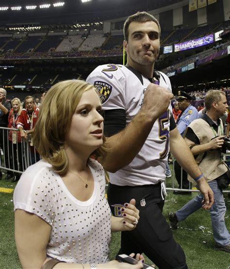 Joe Flacco Announces Wifes Pregnancy At Super Bowl Victory Party Los