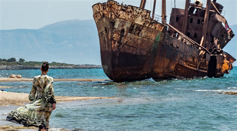 Shipwreck Definition And Meaning With Pictures Picture Dictionary