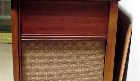 1964 Magnavox Astro-Sonic Solid-State Console Stereo | Collectors Weekly
