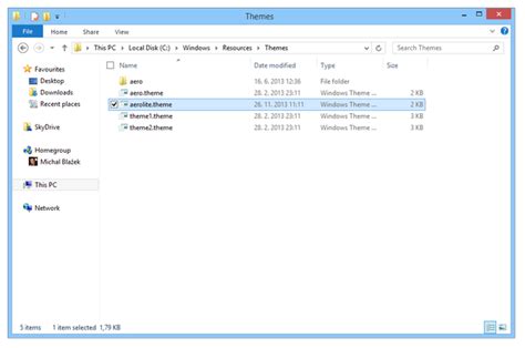 Windows 8 Aero Lite Theme And How To Enable It