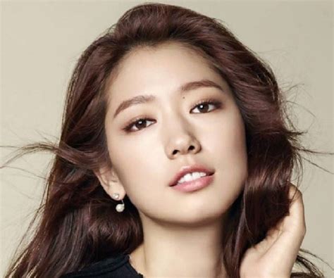 Park Shin Hye Biografi Ilustrasi