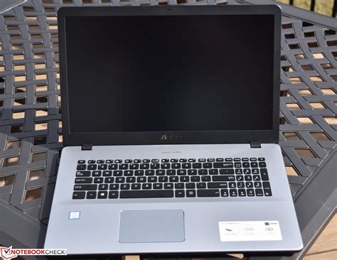 Asus Vivobook Pro 17 N705ud I7 8550u Gtx 1050 Laptop Review
