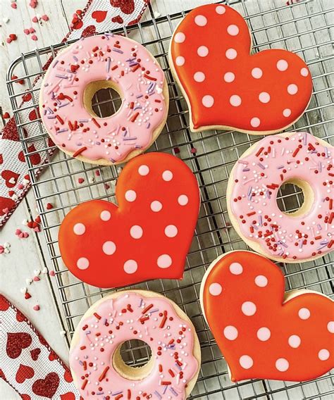 Fun And Easy Valentines Cookies With Kids Summers Sweet Shoppe