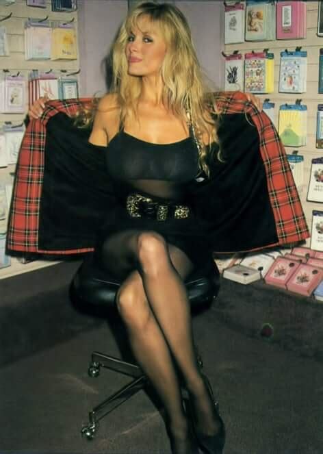 Dian from mapcarta, the free map. 32 Hot Pictures Of Dian Parkinson Which Are Incredibly ...