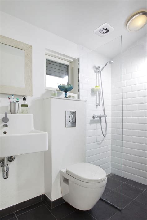 Turning the fan off right after your shower or bath doesn't give the device enough time to vent all the shower steam. How to Install a Bathroom Exhaust Fan