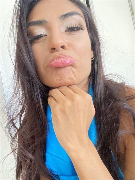 Unleash your desires with a fiery Latina in Texas. (F25) : r/BLACKED_Texas