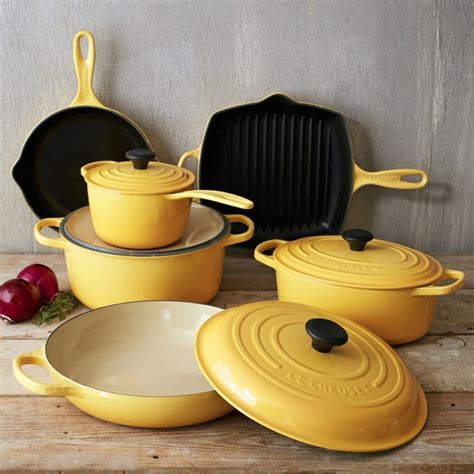 Used by leading chefs and keen cooks around the globe, le creuset cookware offers outstanding performance time after time. Le Creuset Sale at Sur La Table 2019