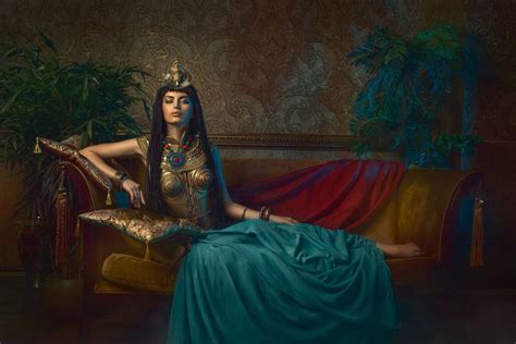 Изысканные наряды Древнего Египта в современном воплощении Мода стиль тенденции в журнале