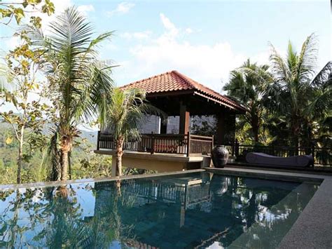 Golden temple villa, siem reap. Top local Airbnb stays for a luxurious weekend getaway ...