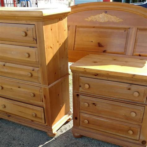 Stores in miami, fort lauderdale, boca raton, west palm beach, stuart, naples, and fort myers. Queen-size distressed pine wood bedroom set for sale in ...