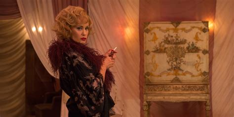 American Horror Story Freak Show Episode 5 Recap What You See Isn T What You Get Huffpost