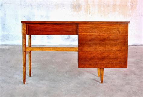 Check out our mid century desk selection for the very best in unique or custom, handmade pieces from our desks shops. SELECT MODERN: Mid Century Modern Desk or Vanity Table
