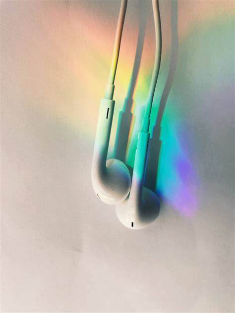 Download Earbuds Music Aesthetic Wallpaper