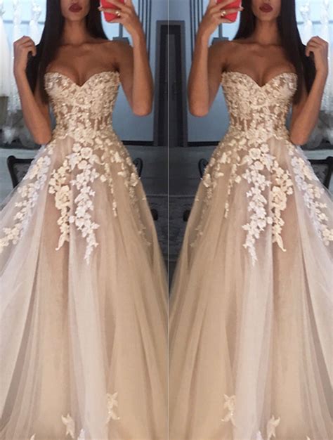 Amazing Lace Embroidery Sweetheart Bodice Corset Tulle Wedding Dresses
