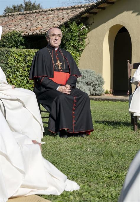 The New Pope Season 1 Episode 6 Review Lights Out Tv Fanatic