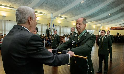 Entrega De Espadas A Oficiais Generais Renova Compromisso Do Exército Com O País Site Epex