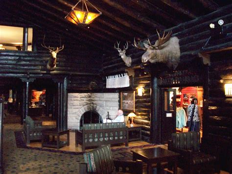 The winter is an excellent time to stay thanks to fewer crowds and discounted rooms. BY CHANCE: THE EL TOVAR HOTEL