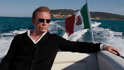The Cardigan Tom Ford James Bond Daniel Craig In Quantum