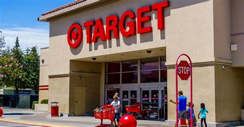 Targets New Approach To Get Grocery Shoppers Supermarketguru