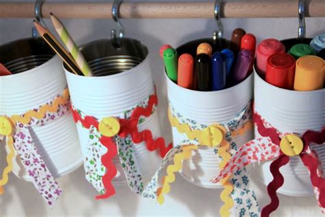 Schreibtische, die stauraum für stifte & co bieten, können einen klaren pluspunkt sammeln. Dosenutensilo- DIY für den Schreibtisch ⋆ Mamahoch2 ...