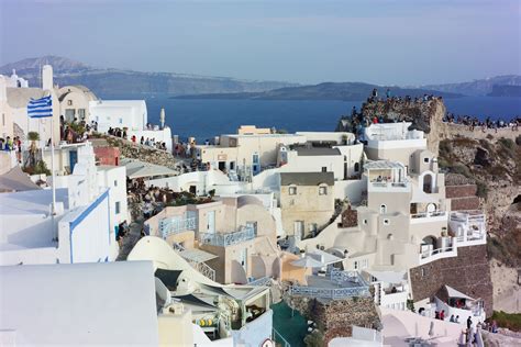 How To Island Hop To The Cyclades Greek Travel Greek Islands Cyclades